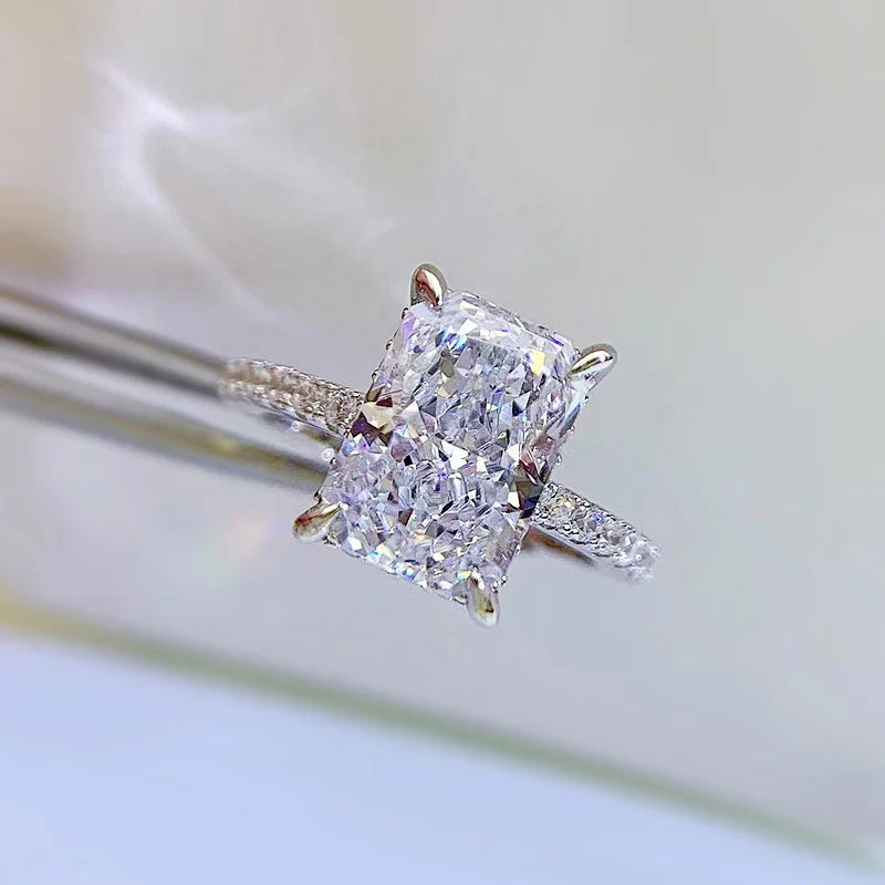 Brileon Radiant Glow 925 Sterling Silver Simulated Diamond Ring ✨ - Brileon