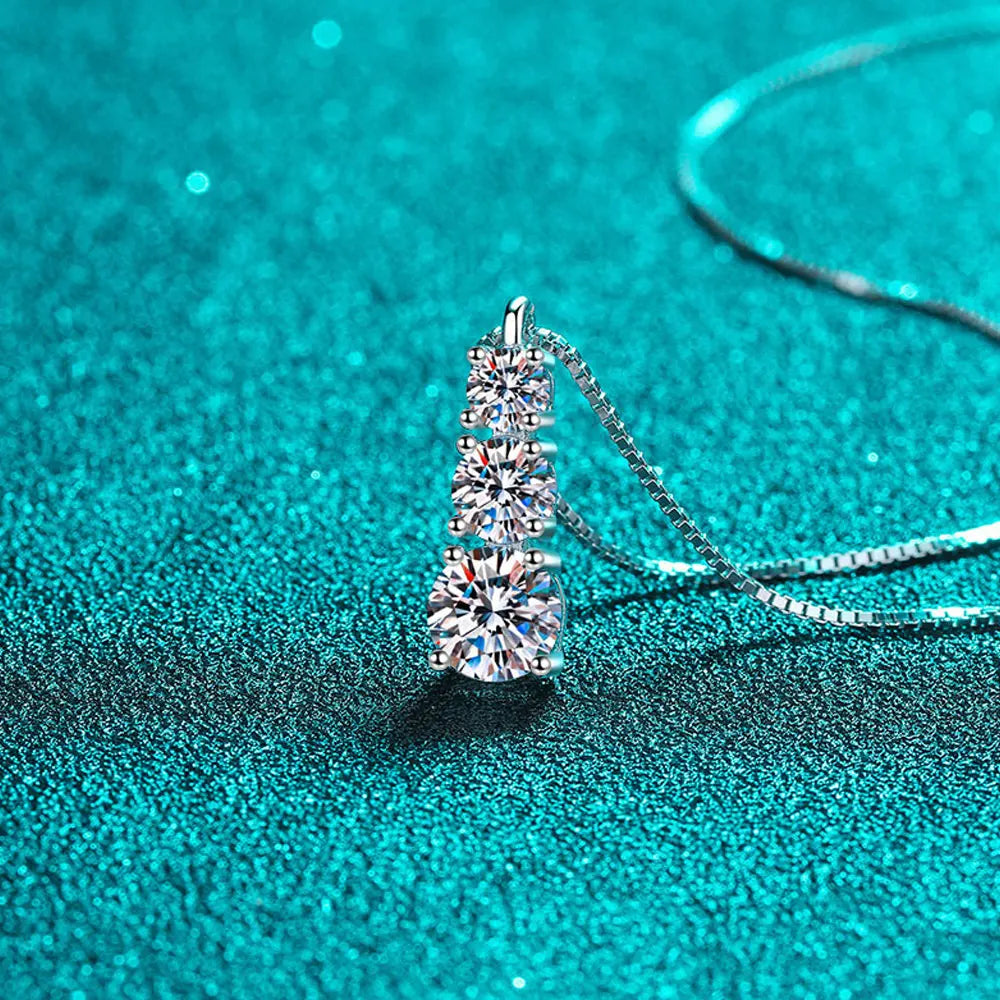 Brileon Lumina Moissanite Diamond Necklace – 18K White Gold Plated S925 - Brileon