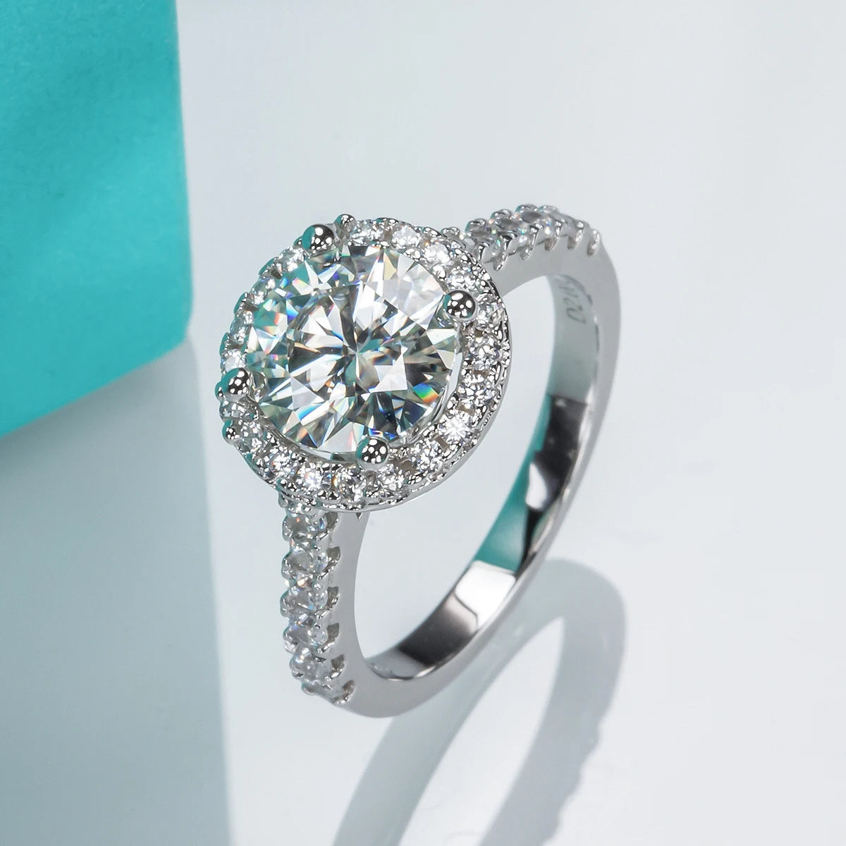 Brileon Dazzling Halo 2CT Moissanite Engagement Ring ✨ - Brileon