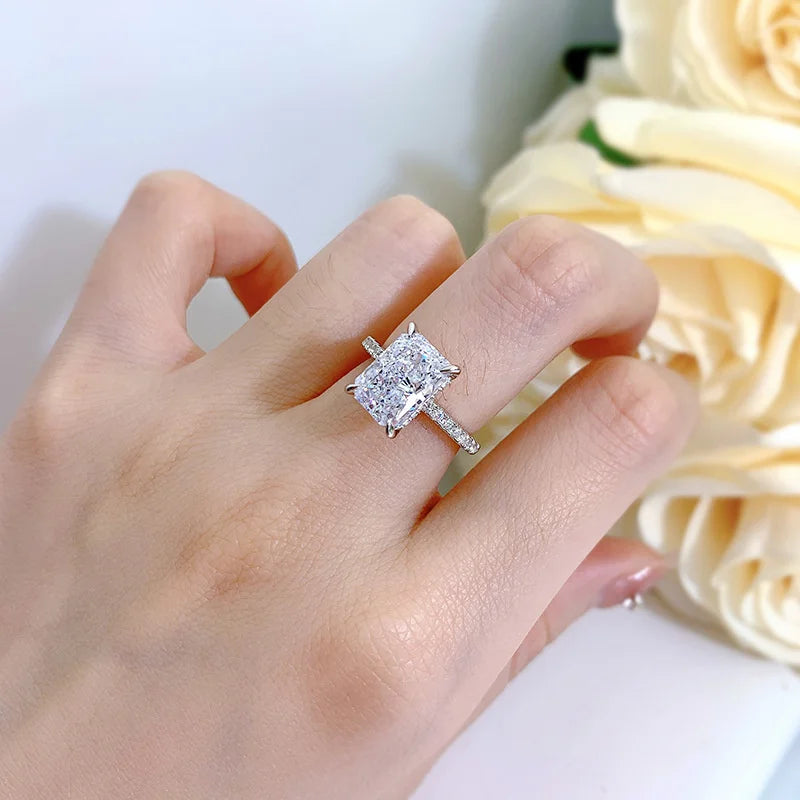 Brileon Radiant Glow 925 Sterling Silver Simulated Diamond Ring ✨ - Brileon