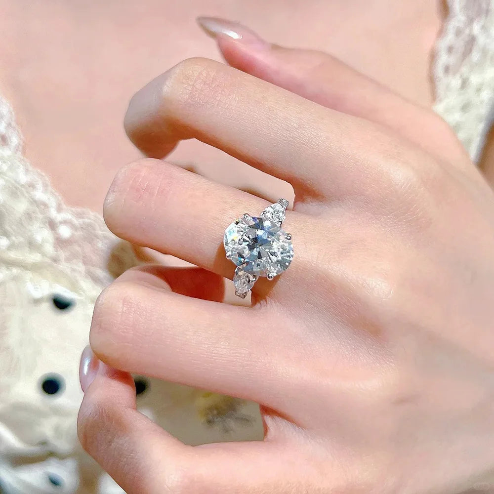 Brileon Liora 5CT Oval Trinity - Brileon