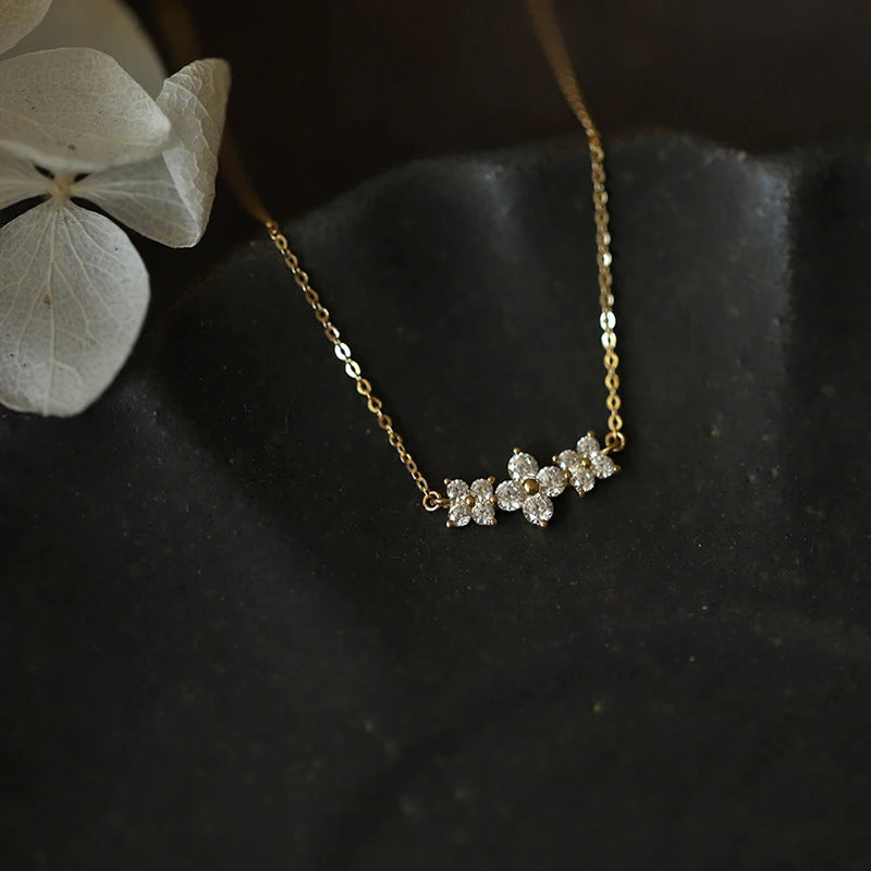 Brileon Fleuré Moissanite Clover Pendant Necklace - Brileon