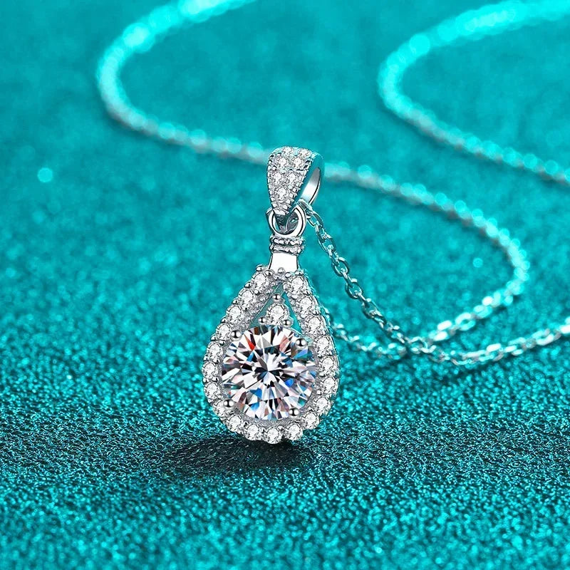 NeeTim 1CT 2CT 5CT Moissanite Pendant For Women 925 Sterling Silver Lab Diamond Plated with White Gold Necklace Wedding Jewelry - Brileon