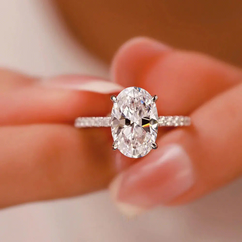 Brileon Elegance Oval Moissanite Ring – 18K White Gold Plated S925 - Brileon