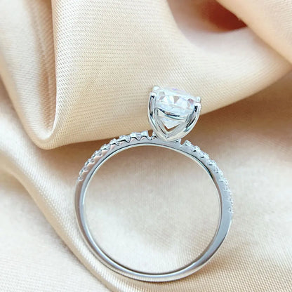 Brileon Elegance Oval Moissanite Ring – 18K White Gold Plated S925 - Brileon