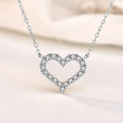 Brileon Eternal Heart Jewelry Set - Moissanite Or Zircon - Brileon
