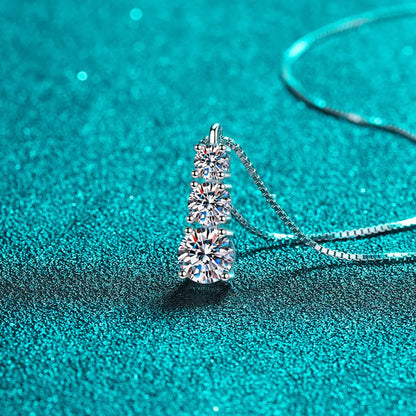 Brileon Lumina Moissanite Diamond Necklace – 18K White Gold Plated S925 - Brileon