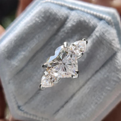 Brileon Amoura Heart Moissanite Ring - Brileon