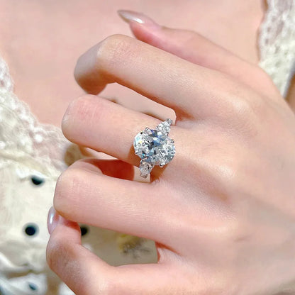 Brileon Liora 5CT Oval Trinity - Brileon