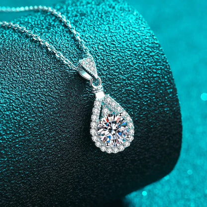 NeeTim 1CT 2CT 5CT Moissanite Pendant For Women 925 Sterling Silver Lab Diamond Plated with White Gold Necklace Wedding Jewelry - Brileon
