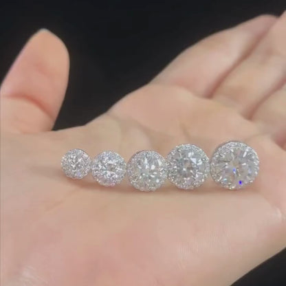 Brileon Éclora Round VVS1 Moissanite Studs